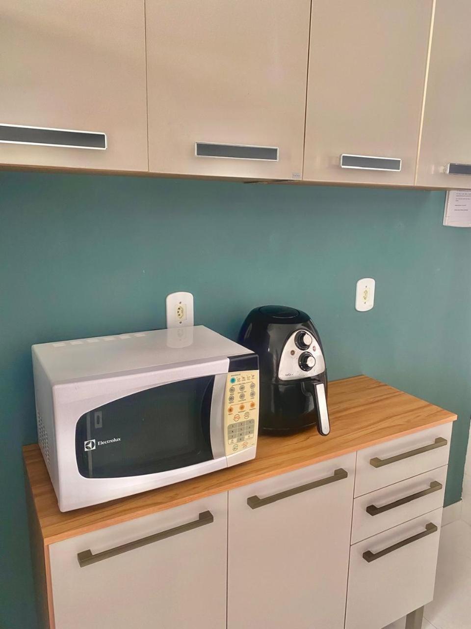 Apartamento Completo - O Melhor Custo X Beneficio Pertinho De Tudo - 3 Minutos A Pe Da Praia Guarapari Buitenkant foto